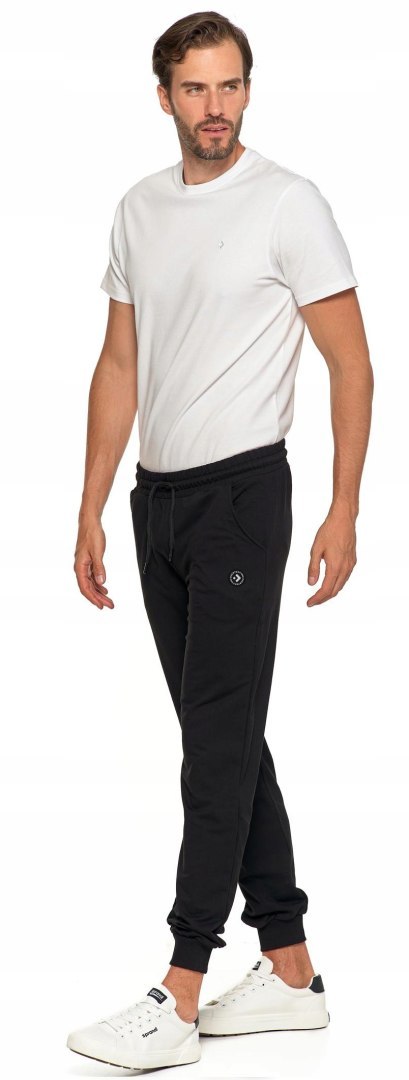 Spodnie dresowe męskie JOGGERY wygodne dresy z bawełny wiązane MORAJ - 3XL Spodnie dresowe męskie JOGGERY wygodne dresy z bawełny wiązane MORAJ - 3XL