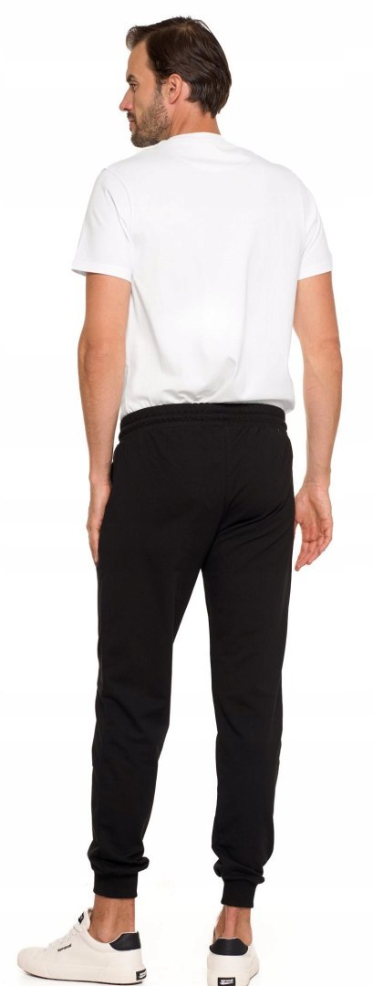 Spodnie dresowe męskie JOGGERY wygodne dresy z bawełny wiązane MORAJ - 3XL Spodnie dresowe męskie JOGGERY wygodne dresy z bawełny wiązane MORAJ - 3XL
