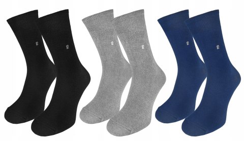 Skarpety męskie garniturowe PIERRE CARDIN 3 PARY - 43-46 Skarpety męskie garniturowe PIERRE CARDIN 3 PARY - 43-46