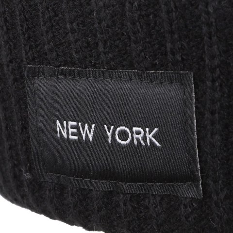 Czapka damska jesienna zimowa ciepła MORAJ naszywka NEW YORK Czapka damska jesienna zimowa ciepła MORAJ naszywka NEW YORK