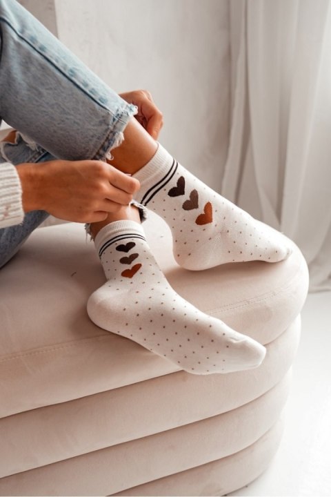 MILENA SKARPETKI DAMSKIE SERCA 0200.011 MILENA SKARPETKI DAMSKIE SERCA 0200.011