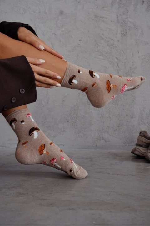 MILENA Skarpetki damskie Grzyby 0200.187