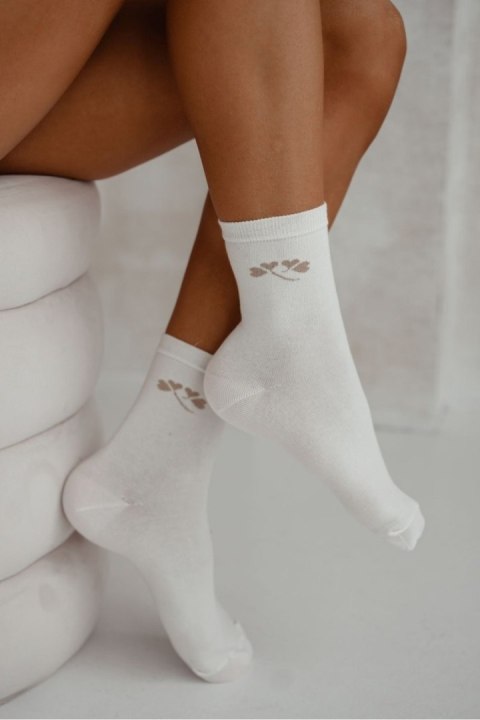 MILENA Skarpetki damskie drobny wzorek z lurexem 0200.178 MILENA Skarpetki damskie drobny wzorek z lurexem 0200.178