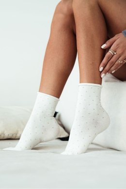 MILENA SKARPETKI DAMSKIE BEZUCISKOWE KROPECZKI 0200.048