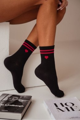 MILENA SKARPETKI DAMSKIE SERCE Z PASKAMI 0200.137