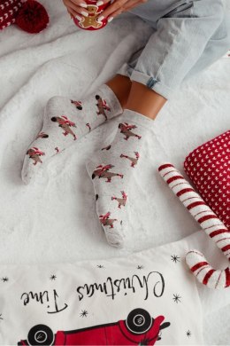 MILENA Skarpetki damskie świąteczne Kapibara na łyżwach 1283.041