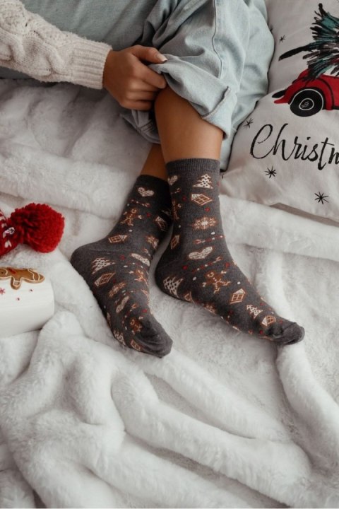 MILENA Skarpetki damskie świąteczne w Pierniki 1283.038