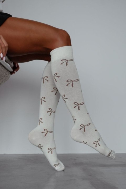 MILENA Podkolanówki damskie Kokardki 0248.016